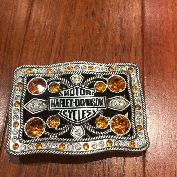 Ladies Harley-Davidson belt buckle - Picture 1 of 4